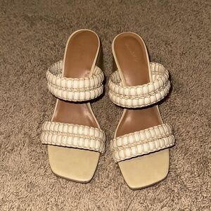Universal Thread heels